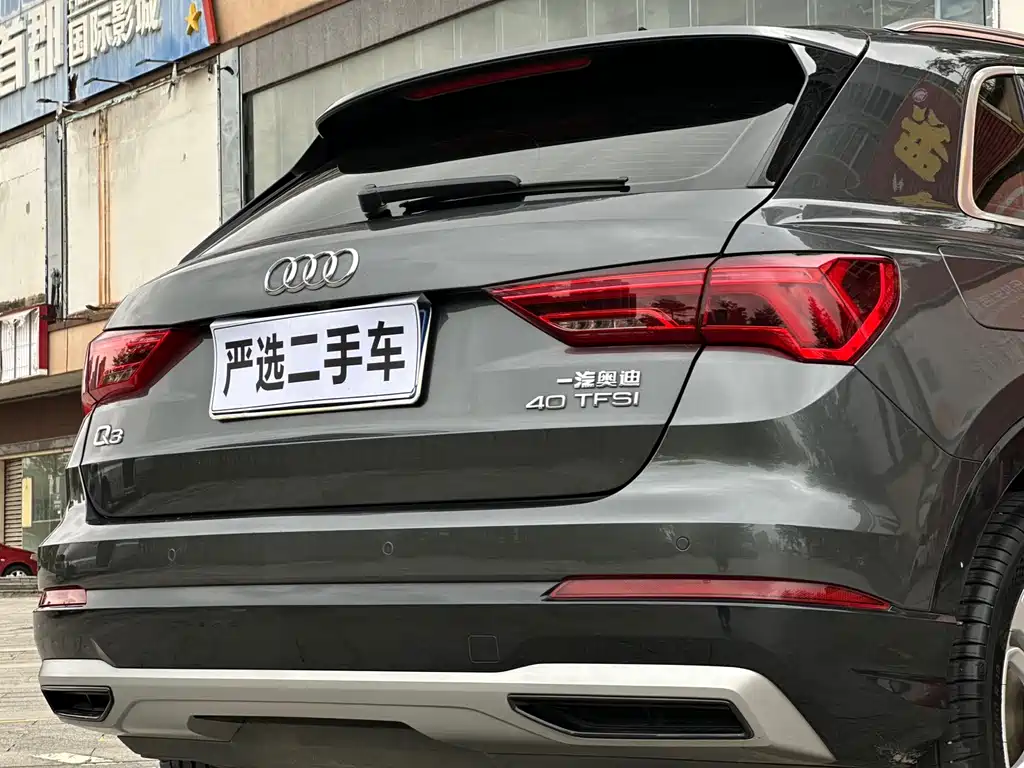 Audi Q3 2020 — фото 16