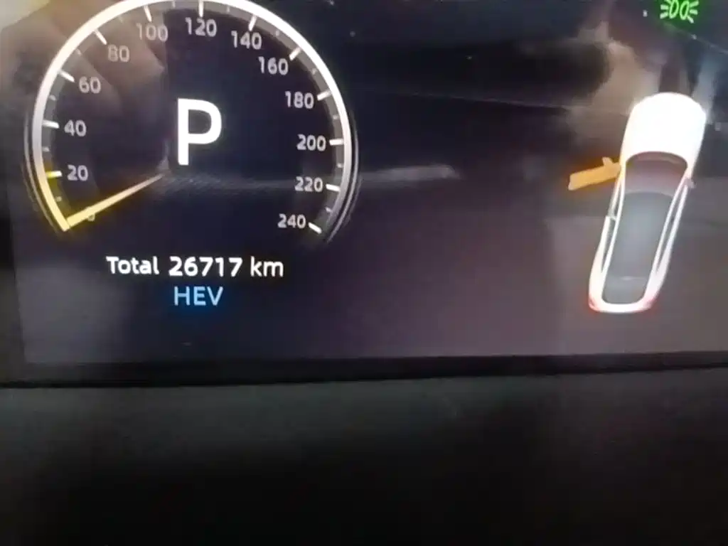 Changan UNI-V Smart Electric Idd 2023 — фото 12