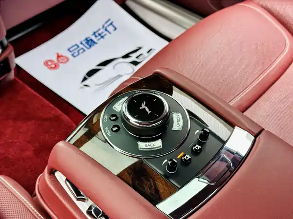 Rolls-Royce Ghost 2018