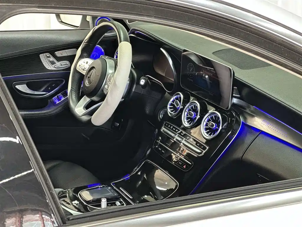 Mercedes-Benz C-Class 2021 — фото 31