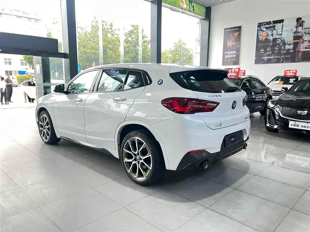 BMW X2 2023 — фото 7