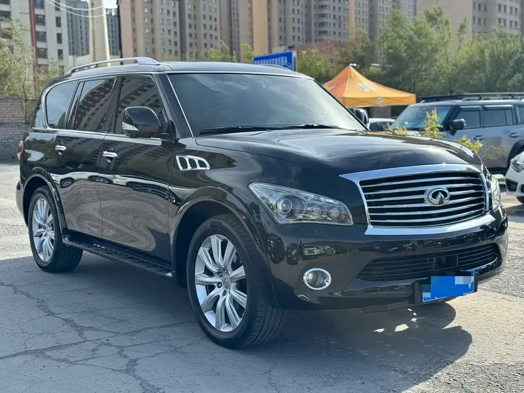 Infiniti QX80 2016 — фото 3