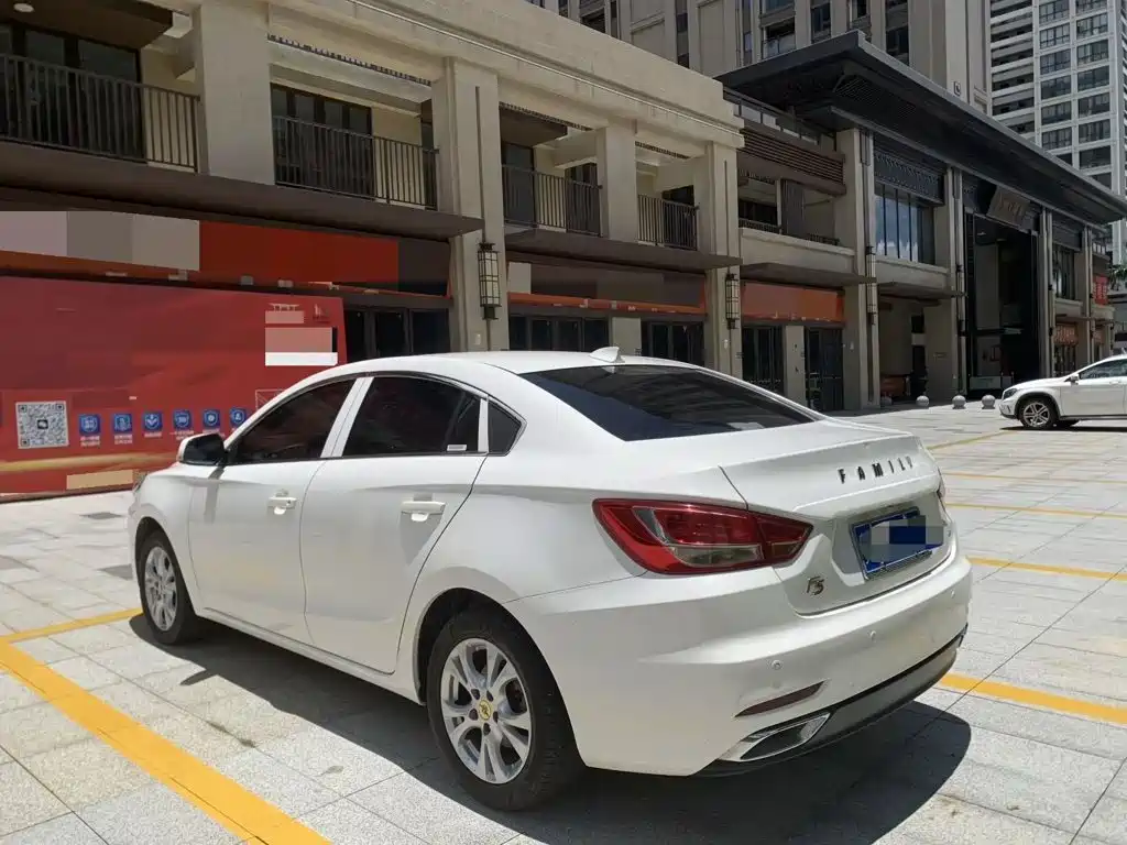 Haima Familia F5 2018 — фото 5