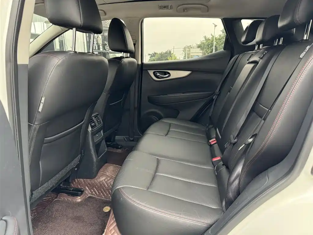 Nissan Qashqai 2021 — фото 12