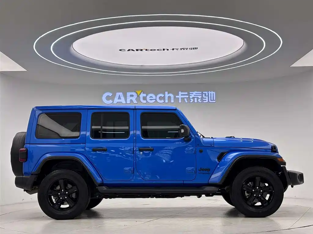 Jeep Wrangler 2023 — фото 4