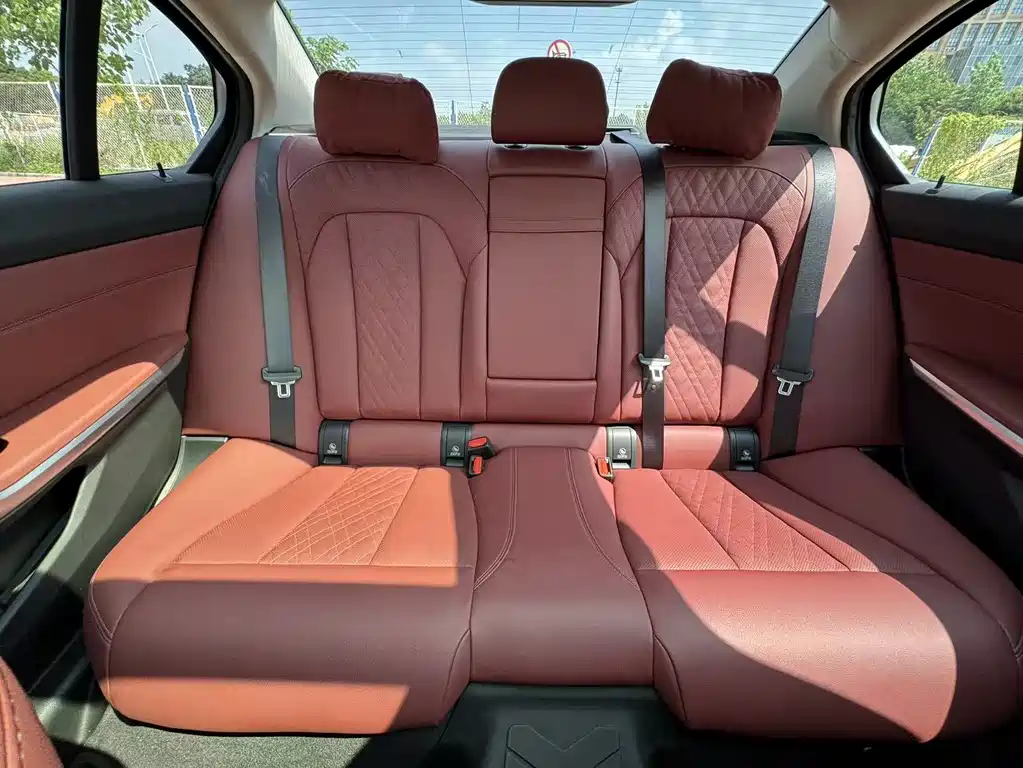BMW i3 2025 — фото 19