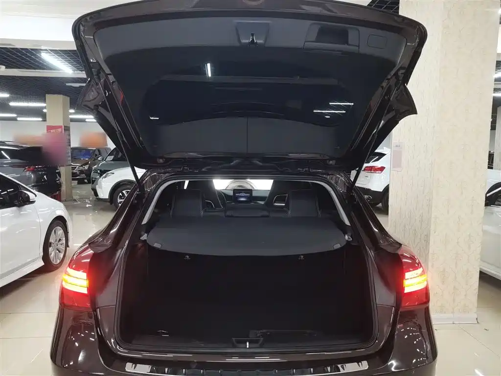 Mercedes-Benz GLA 2018 — фото 18