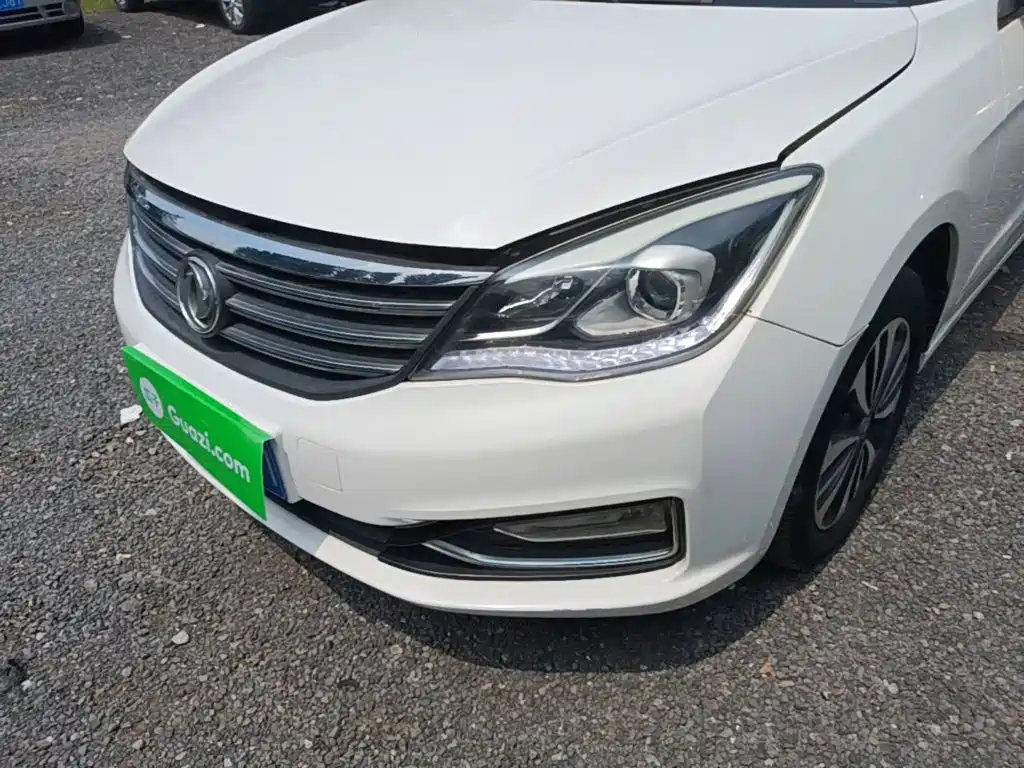 Dongfeng Fengshen A60 2019 — фото 24
