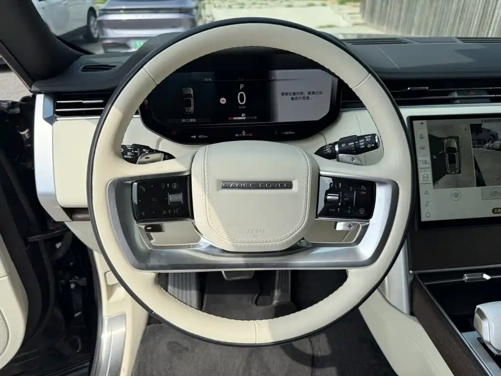 Land Rover Range Rover 2025 — фото 13