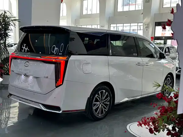 GAC Trumpchi M8 2023