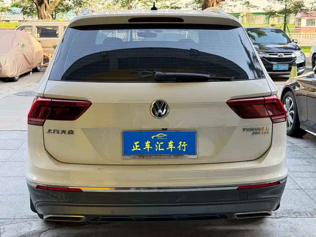Volkswagen Tiguan L 2017 — фото 3