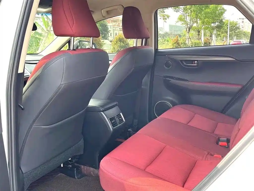 Lexus NX 2018