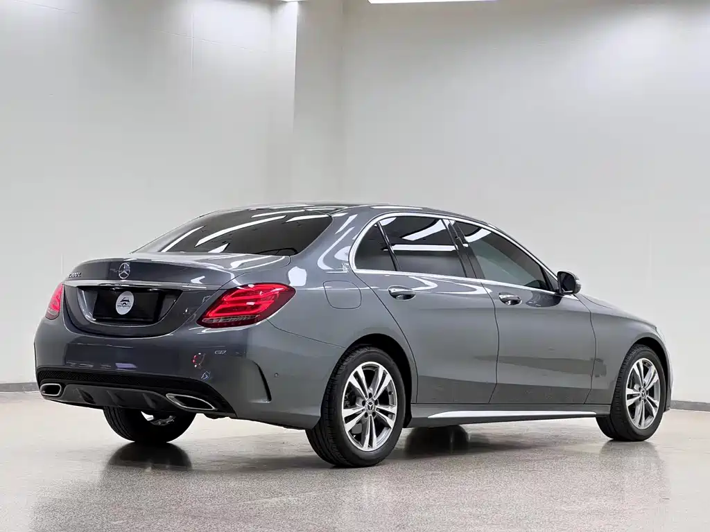 Mercedes-Benz C-Class 2018 — фото 4