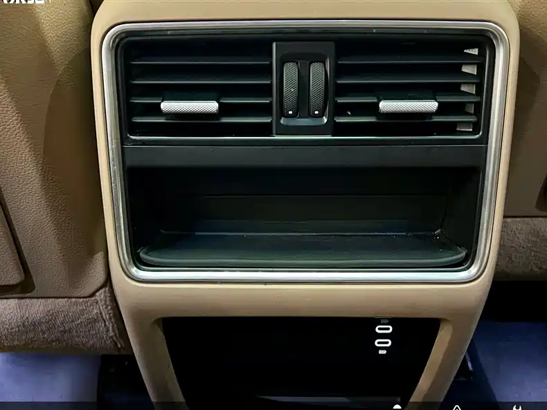 Porsche Cayenne Hybrid 2020 — фото 12