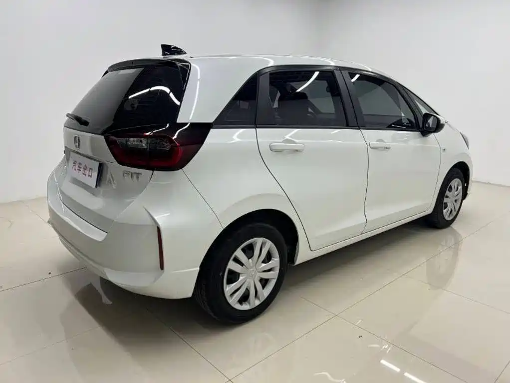 Honda Fit 2023 — фото 3