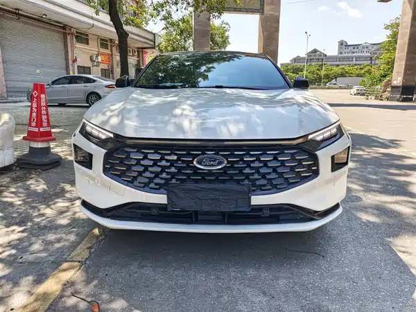 Ford Mondeo 2022