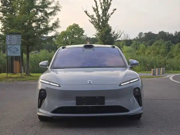 NIO ET5T 2023