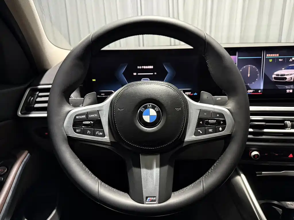 BMW 3 Series 2022 — фото 14
