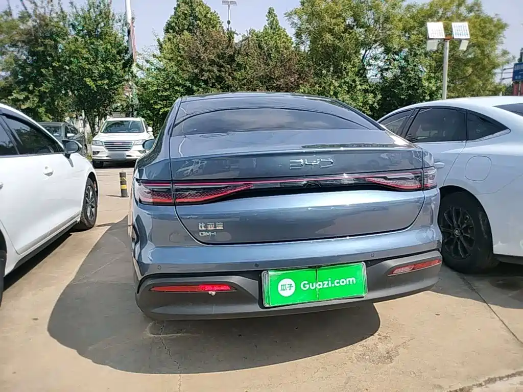 BYD Seal 05 DM-i 2025 — фото 4