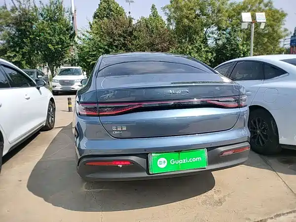 BYD Seal 05 DM-i 2025