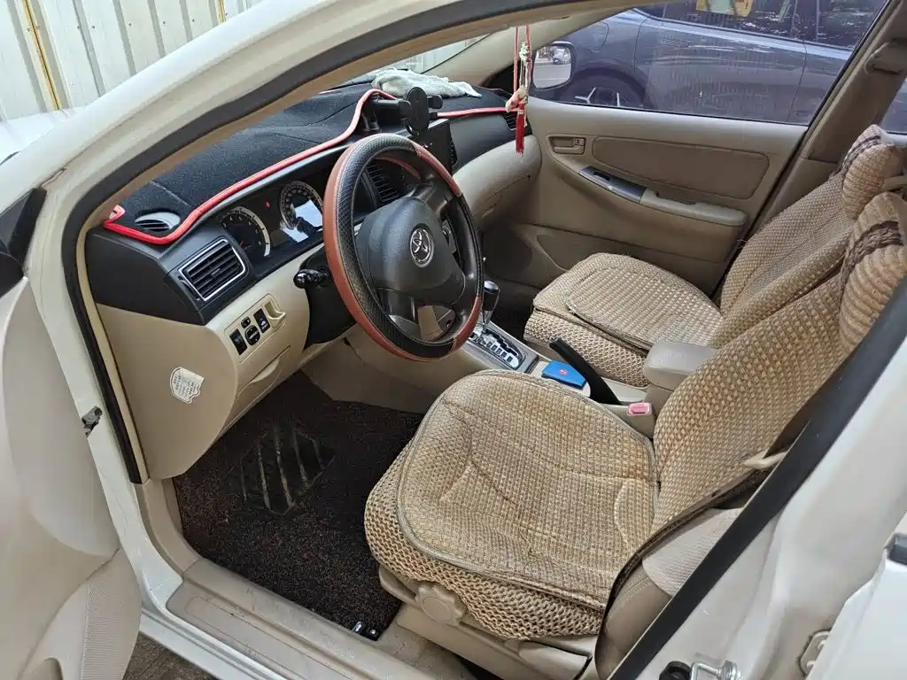 Toyota Corolla 2015 — фото 14
