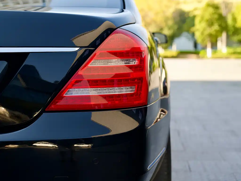 Mercedes-Benz S-Class 2011 — фото 20