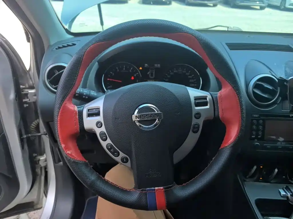 Nissan Qashqai 2015 — фото 11