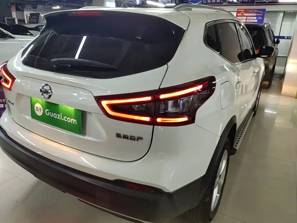 Nissan Qashqai 2022 — фото 8