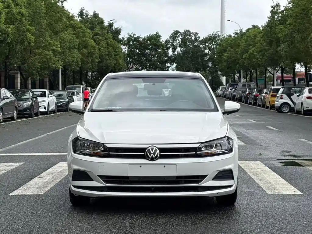 Volkswagen Polo 2021