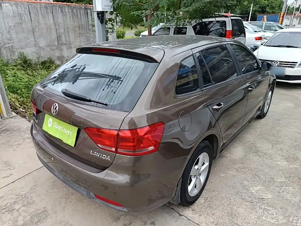Volkswagen Gran Lavida 2015
