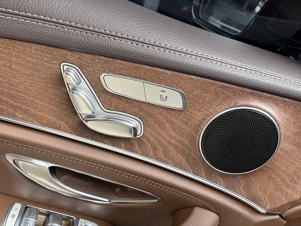 Mercedes-Benz E-Class 2018 — фото 13