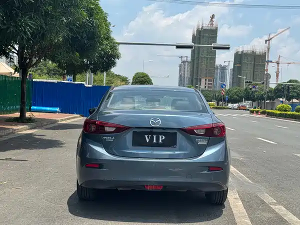Mazda 3 Axela 2017