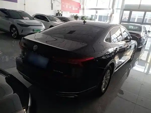 Volkswagen Passat 2021