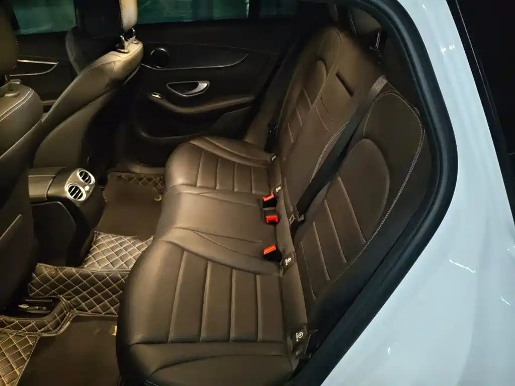 Mercedes-Benz EQC 2020 — фото 15