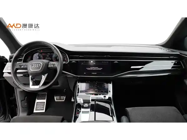 Audi Q8 2021