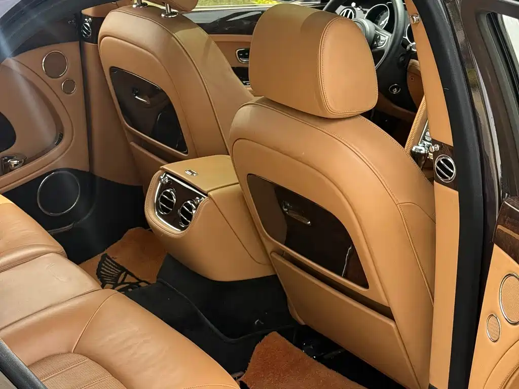 Bentley Mulsanne 2013 — фото 13