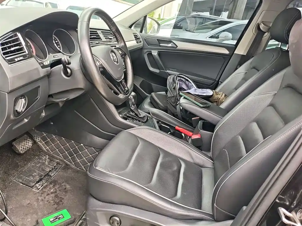 Volkswagen Tiguan L 2017 — фото 15