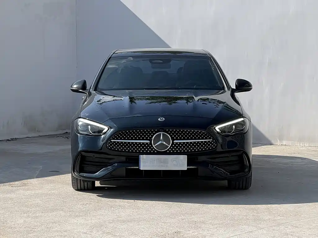 Mercedes-Benz C-Class 2023 — фото 2