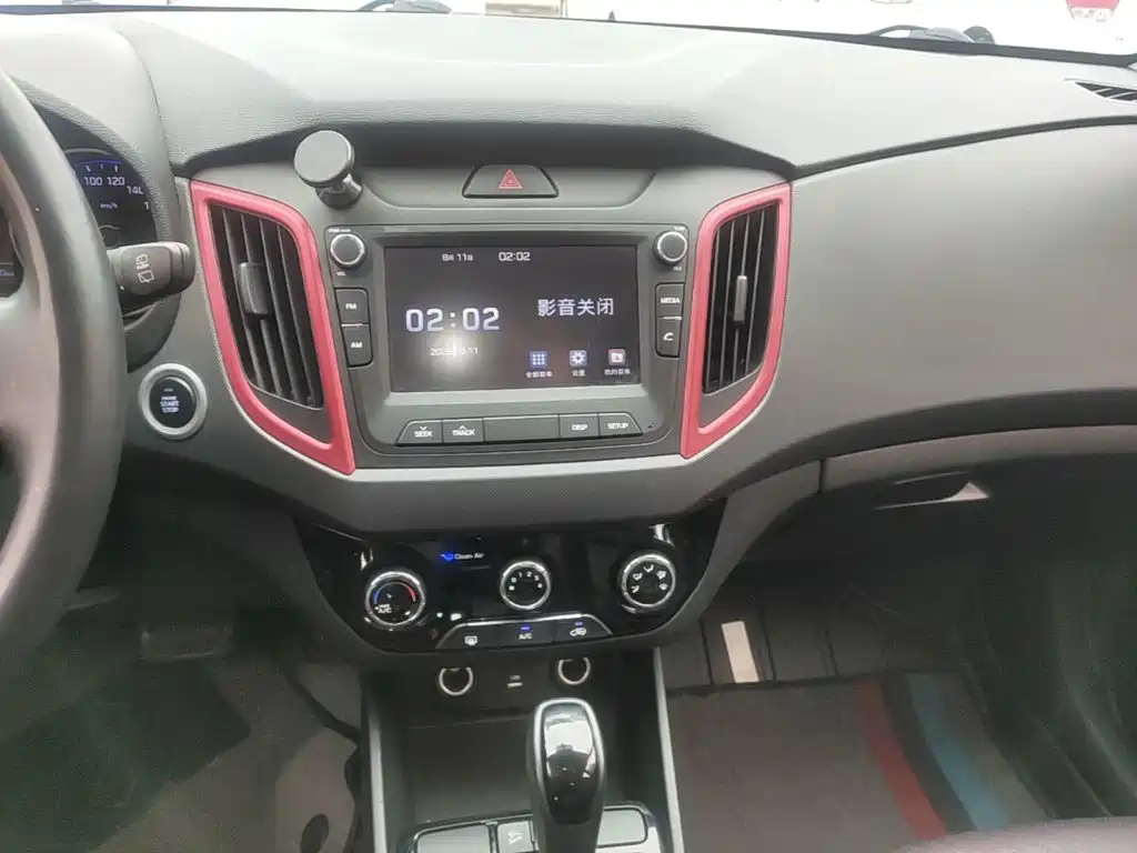 Hyundai ix25 2019 — фото 13