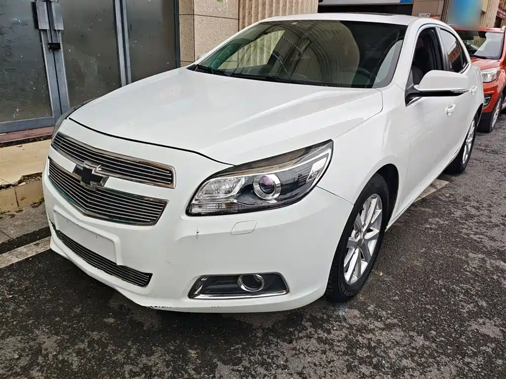 Chevrolet Malibu 2015 — фото 1