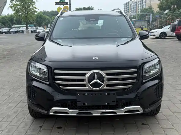 Mercedes-Benz GLB 2024