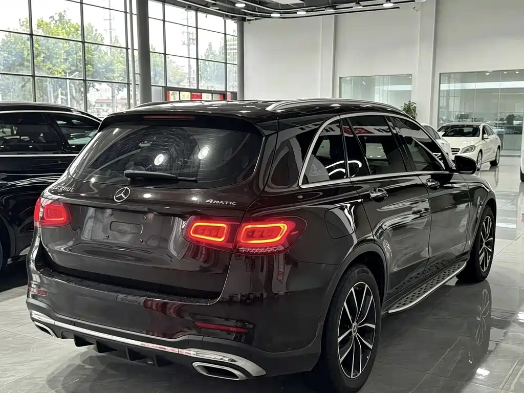 Mercedes-Benz GLC 2021
