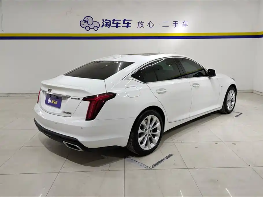 Cadillac CT5 2023 — фото 3