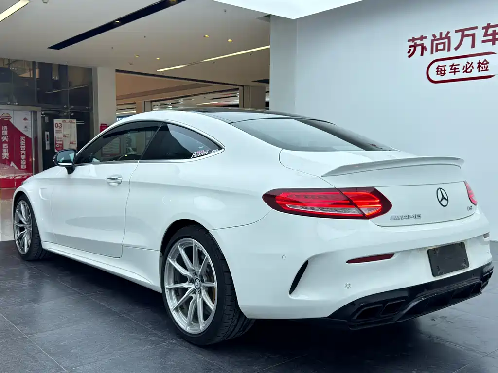 Mercedes-Benz C-Class AMG 2017 — фото 16