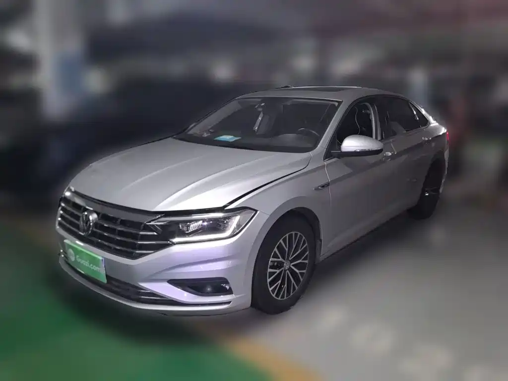 Volkswagen Sagitar 2020