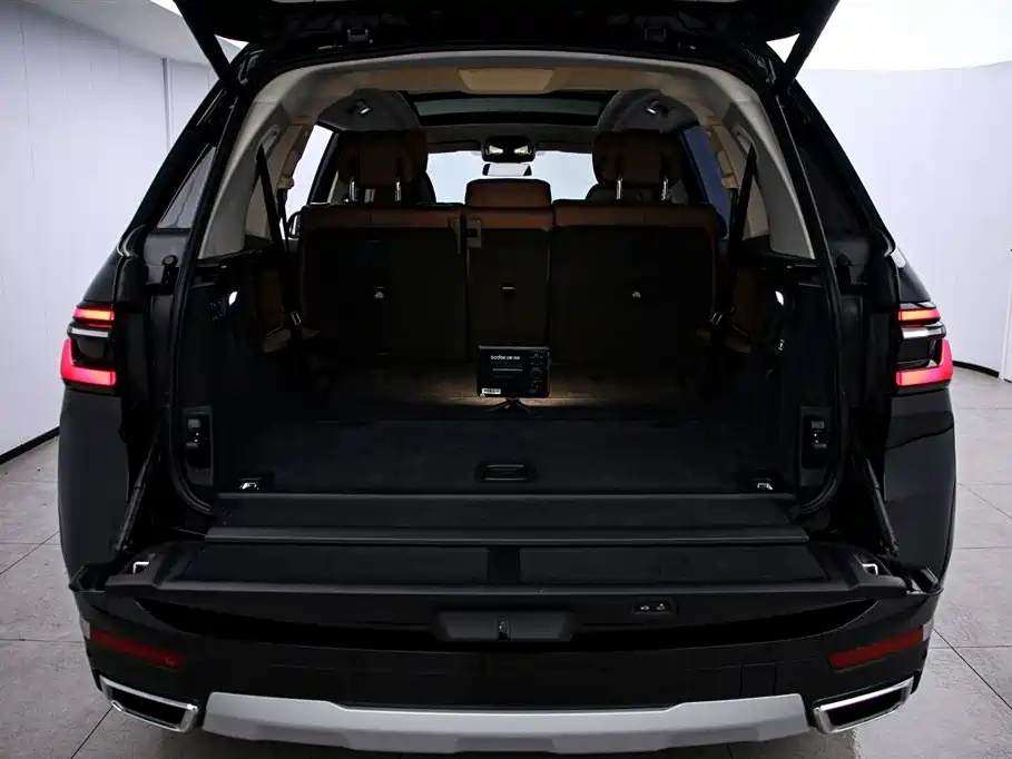 BMW X7 2024 — фото 15