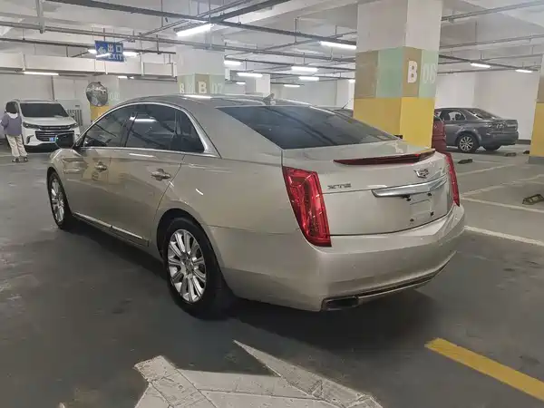 Cadillac XTS 2016