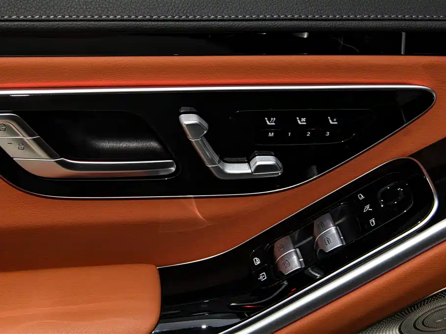 Mercedes-Benz S-Class 2024 — фото 25