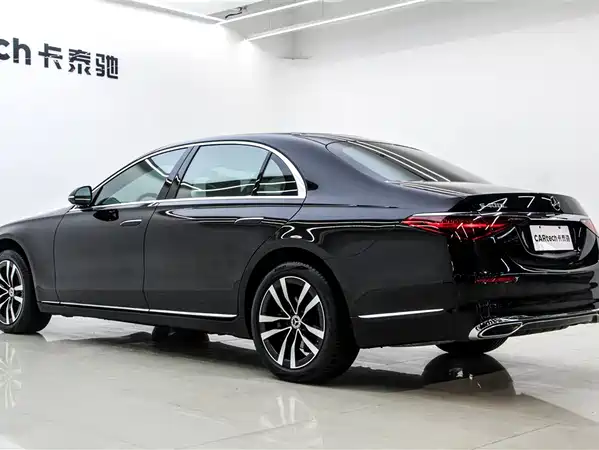 Mercedes-Benz S-Class 2023