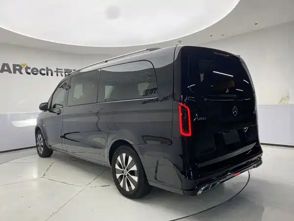 Mercedes-Benz Vito 2023